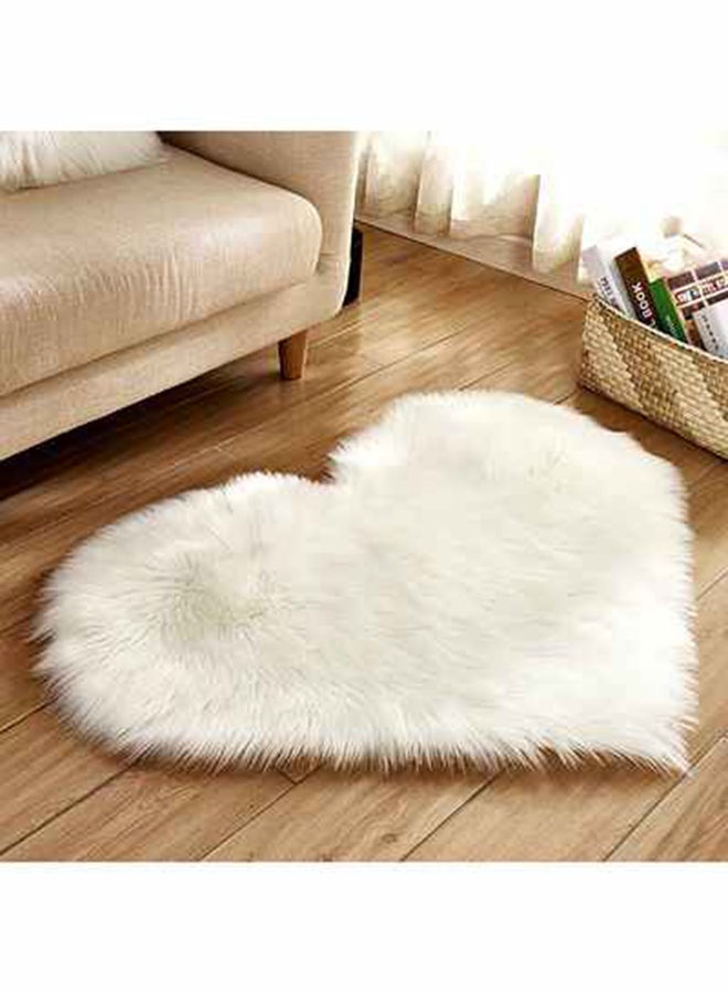Interior Remodeling Luxurious Modern Heart Shaped Anti Skid Fluffy Soft Bedroom Carpet White 40x50cm